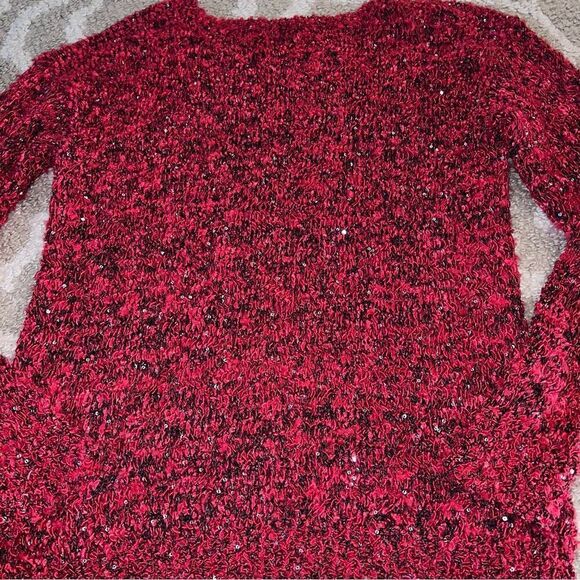Jeans by Buffalo red sparkly sweater size XL - Picture 6 of 7